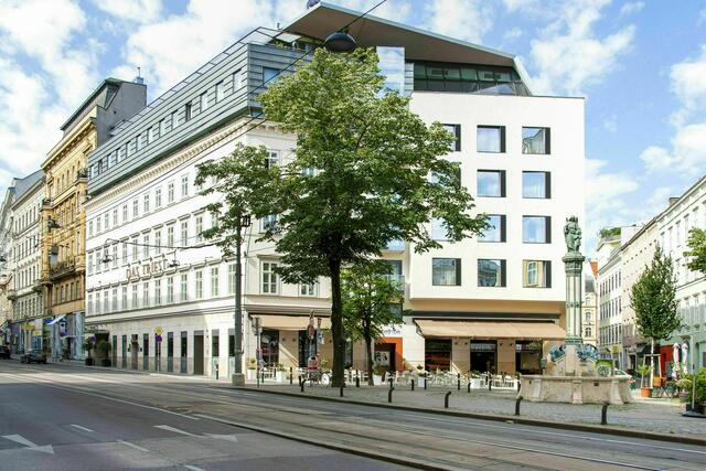 Die Wiedner Hauptstraße verläuft vom Karlsplatz im 4. bis zum Matzleinsdorfer Platz im 5. Bezirk. Die 1.900 Antworten aus dem Beteiligungsprozess wurden Ende Mai präsentiert. Dieser richtete sich jedoch nur an Anrainer des 4. Bezirks und fragte nicht danach, was sich Margaretner für ihren Straßenabschnitt wünschen.  | Foto: missionINGE