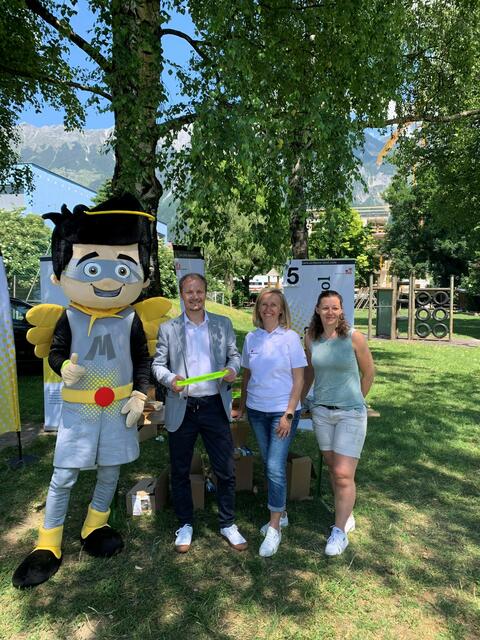 Der Verein "Sicheres Tirol" war mit seinem Maskottchen dabei.  | Foto: VS Neuarzl 