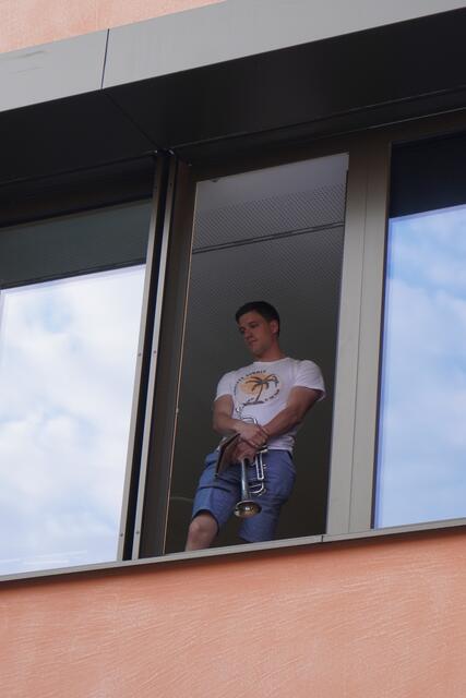 Trompeter Andreas wartet auf seinen Einsatz.