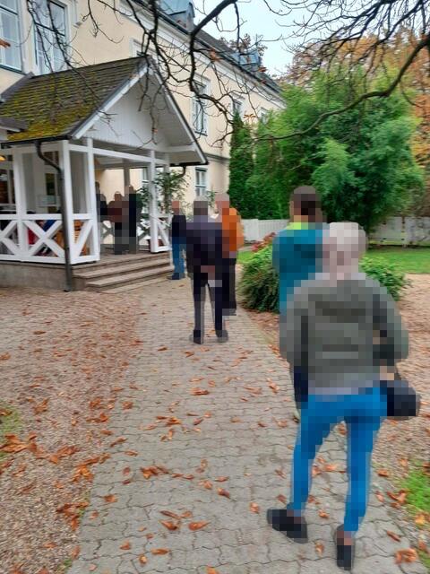 Bad Vöslau kämpft gegen Warteschlangen vor Arzt-Ordinationen. (Aufnahme vom Herbst 2022) | Foto: privat