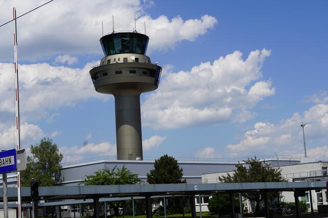 Beim Flughafen Salzburg. | Foto: Emanuel Hasenauer