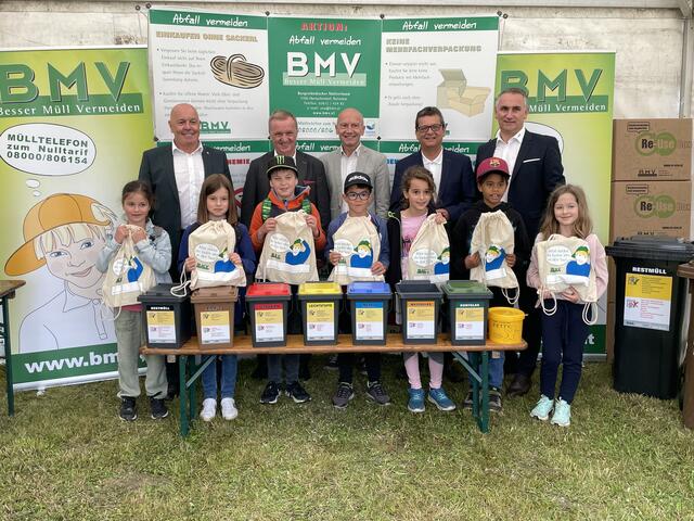 Schülerinnen und Schüler nutzten die Gelegenheit, um ihr Wissen zu erweitern. | Foto: Burgenländischer Müllverband