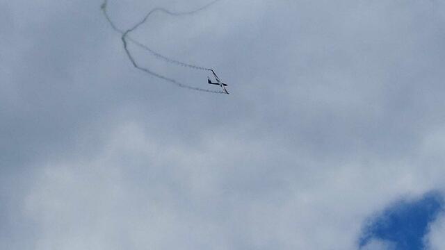 Die Flieger wurden von Show Piloten vorgestellt. | Foto: Dieter Hucke