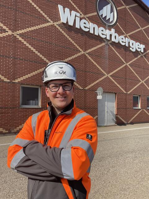 Christopher Wagner übernimmt die Werksleitung am Wienerberger-Standort in Hennersdorf. | Foto: Wilfried Lechner
