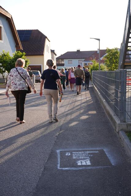 Auf den Spuren der Ziele des Leitbilds ging es zur nächsten Station.