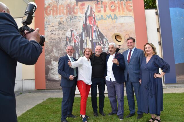 Karl Wilfing, Helga Krismer, Lois Lammerhuber, Stéphan Gladieu, Stefan Szirucsek und Silvia Lammerhuber werden fotografiert. | Foto: Preineder