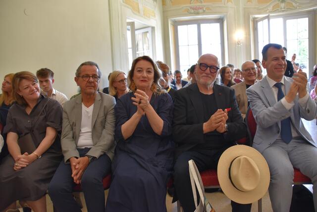 Festgäste, Künstlerseite. | Foto: Preineder