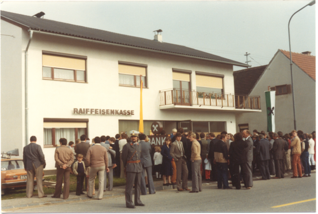 Die Raiffeisen-Bankstelle Rauchwart im Jahr 1981. | Foto: Raiffeisen