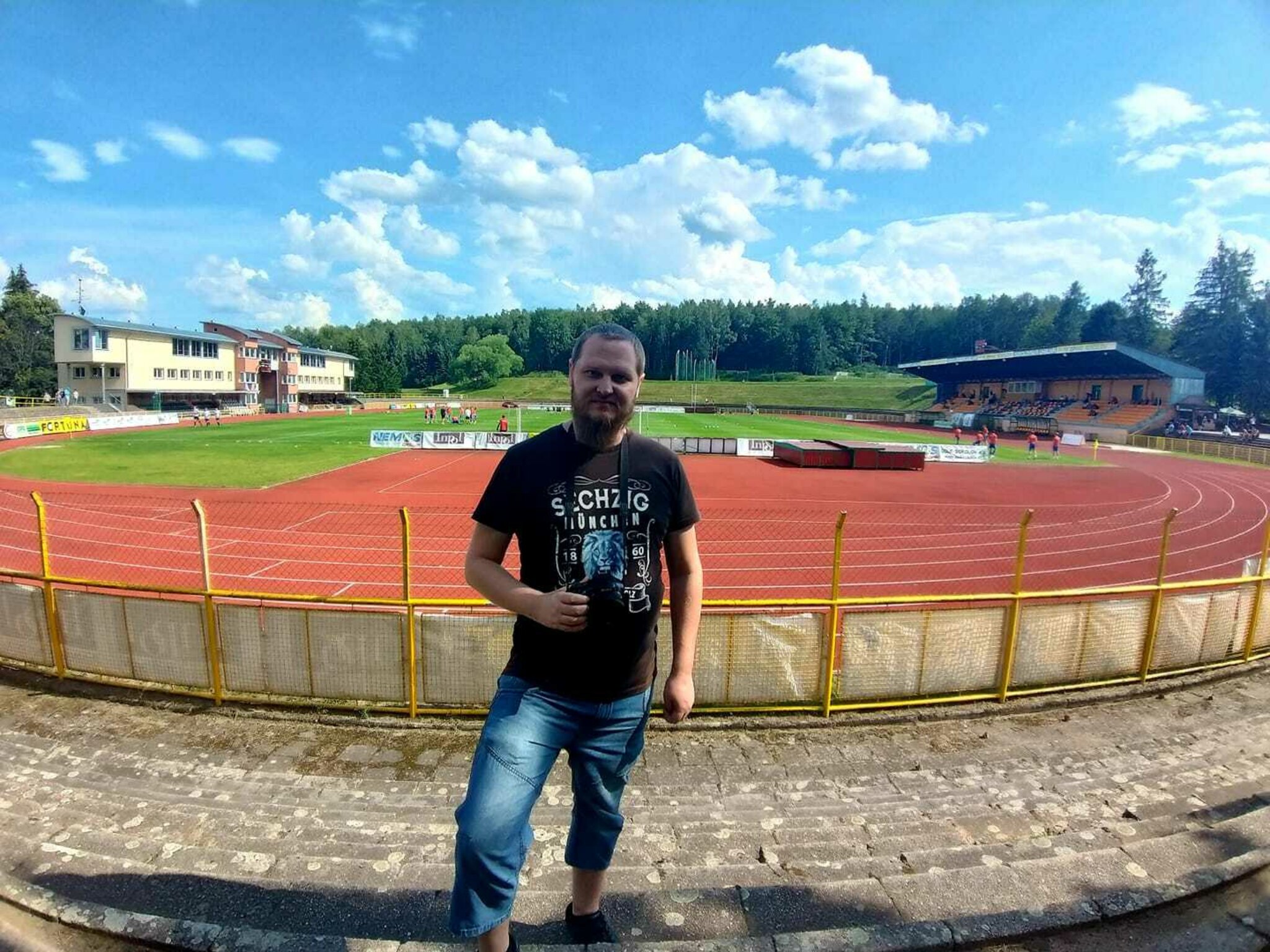 Fußballverrückt: Alex Matzka sah bisher über 1600 Spiele - Ried