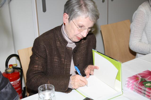 Beliebter und begehrter Gast bei Lesungen: Barbara Frischmuth | Foto: Ertl