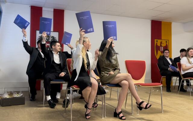 Sie haben es geschafft! | Foto: HAK/HAS OP