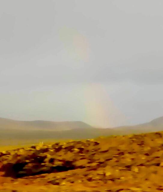 Rainbow, Iceland, 11 pm | Foto: Tatjana Christelbauer