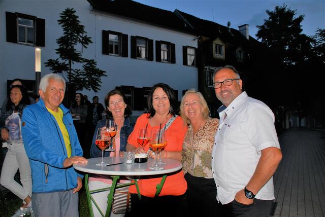 Die Besucher dürften sich bei  acht Lokalen unter freien Himmel freuen