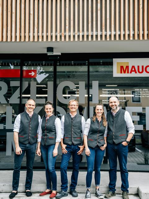 V. l.: Philipp Autenrieth, Susanne Mauch-Autenrieth, Karl Mauch, Marie Mauch und Roland Herrmann | Foto: Mauch