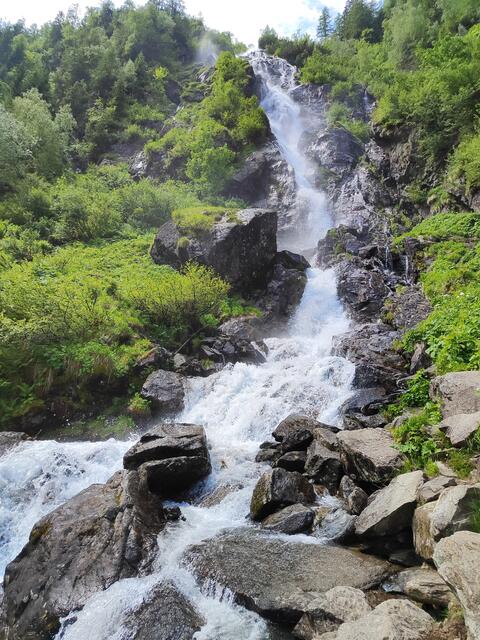 Der imposante Wasserfall am See... | Foto: I.Wozonig