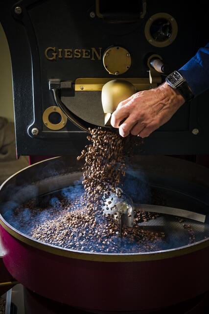 Im "El café" wird auch selbst geröstet. | Foto: Diesner/el cafe