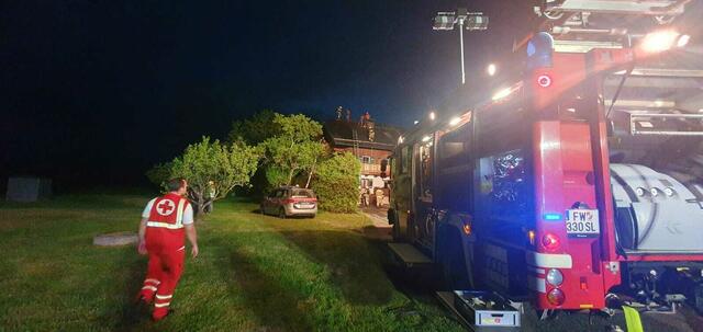 Die alarmierte freiwillige Feuerwehr Großgmain konnte schließlich den Brand rasch unter Kontrolle bringen. | Foto: FF Großgmain