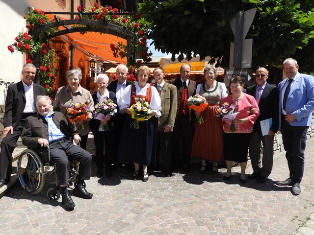 Die Gemeinde Ebbs ehrte 15 Paare, die seit 50 oder 60 Jahren verheiratet sind.  | Foto: Gemeinde Ebbs/Exenberger