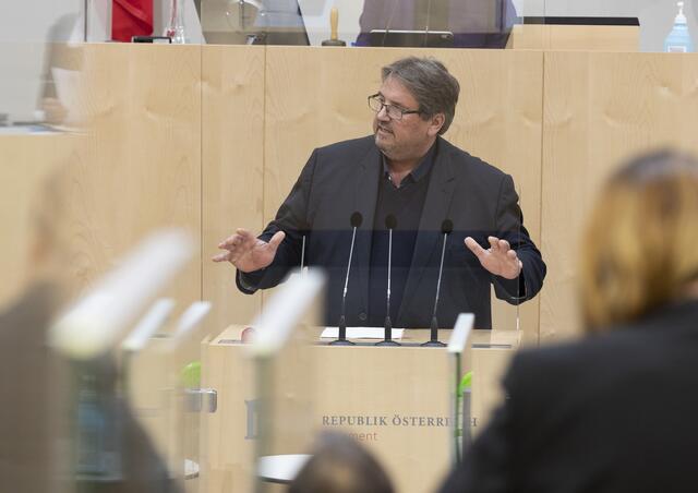 Josef Muchitsch ist neuer Vorsitzender der Fraktion Sozialdemokratischer Gewerkschafterinnen und Gewerkschafter (FSG). | Foto: Parlamentsdirektion / Ulrike Wieser