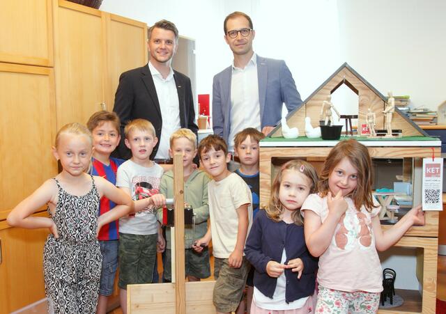 Die Wirtschaftskammer OÖ bietet, gemeinsam mit dem Land OÖ und Otelo, ein Angebot für Kinder um ihr Interesse an der Technik zu fördern. | Foto: Foto Mathe