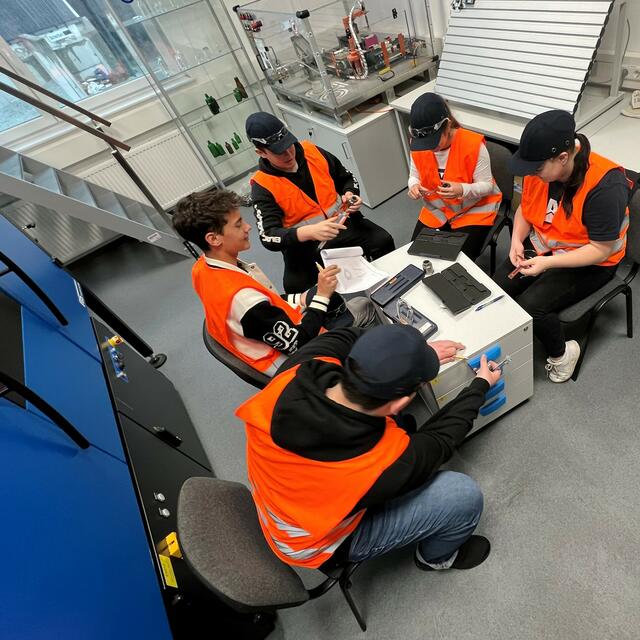 Spannende Einblicke boten mehrere Firmen den Schülern unserer Region. | Foto: ABV mein Job