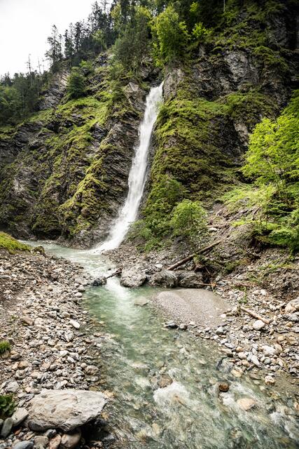 Der Wasserfall am Ende ist eines der Highlights der Klamm. | Foto: JOregional