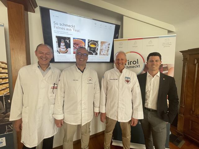 Brechen eine Lanze für die Regionalität: Georg Schuler, Gerd Jonak, Thomas Peintner und WK-Geschäftsführer Simon Franzoi (v.l.) | Foto: Perktold