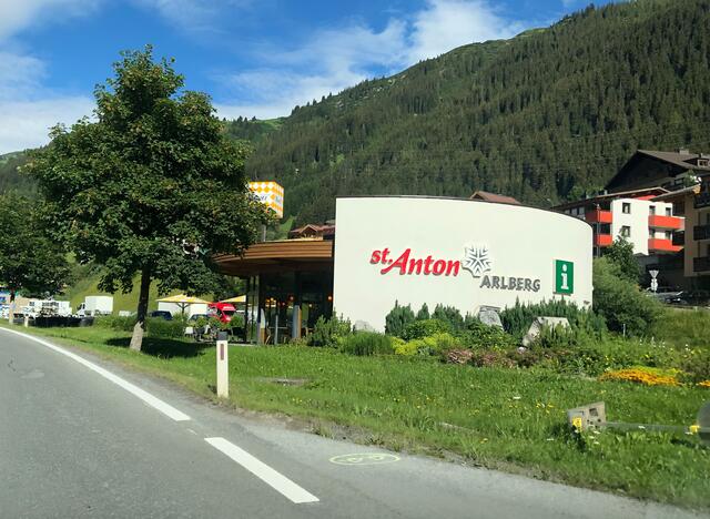 Der TVB St. Anton am Arlberg will die Kurtaxe ab November auf 5 Euro erhöhen. Mittels eine Online-Petition wurden 631 Unterschriften dagegen gesammelt. | Foto: Othmar Kolp