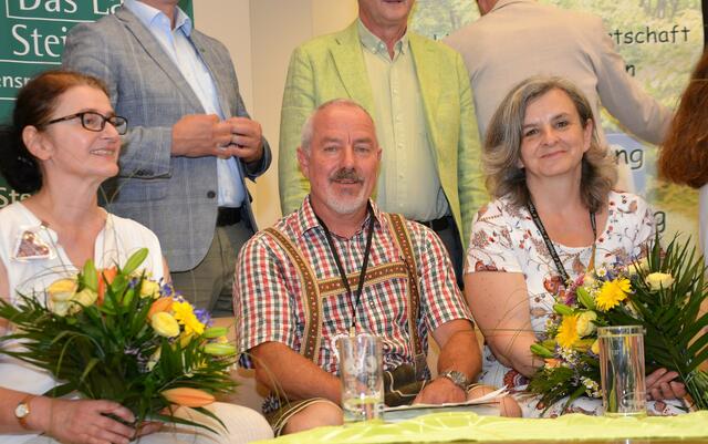 Sie schupften den Umweltkirtag vli Edith Stöcklmayer, Anton Trautmann und Marion Read | Foto: Peter Taurer