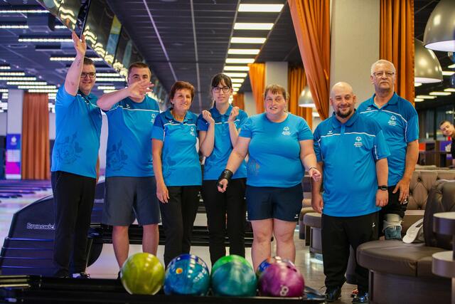 Das Team der Special Olympics Österreich war in der Bowling World Berlin nebst der weltbekannten East Side Gallery in Friedrichshain-Kreuzberg im Einsatz. | Foto: GEPA/Special Olympics Österreich