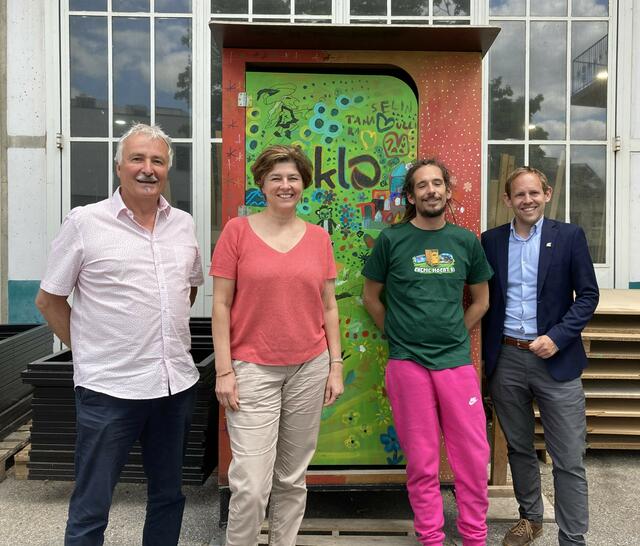 Christian Schrefel (Grüner Bezirkssprecher und Stadtrat in Wolkersdorf), Elisabeth Götze, Niko Bogianzidis (Öklo, Gründungsmitglied), Georg Ecker | Foto: Die Grünen NÖ 