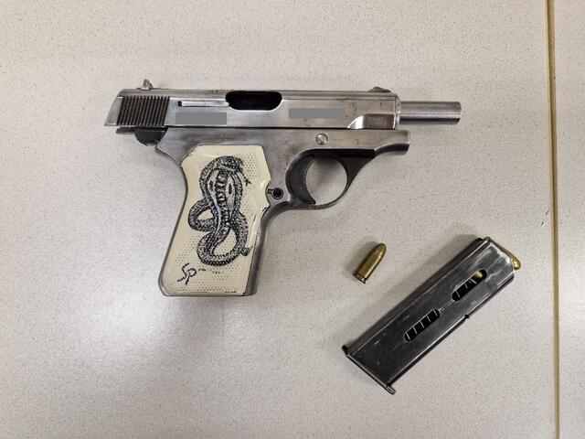 Mit dieser Waffe soll der 54-Jährige bedroht worden sein. | Foto: LPD Wien