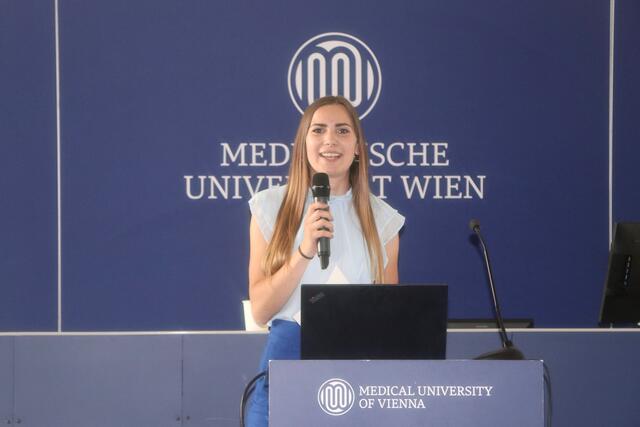 Role Model: Die 18-jährige Steirerin Laura erzählt von ihrer Lehre als technische Zeichnerin beim Pharma-Anlagenbauer Zeta . | Foto: Ulrike Kozeschnik-Schlick