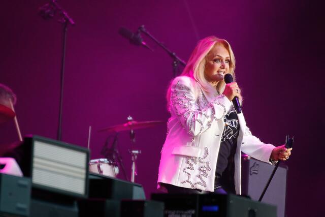 Foto: 80iger Ikone Bonnie Tyler live beim Wiener Donauinselfest 2023 Foto@Nicole Kawan