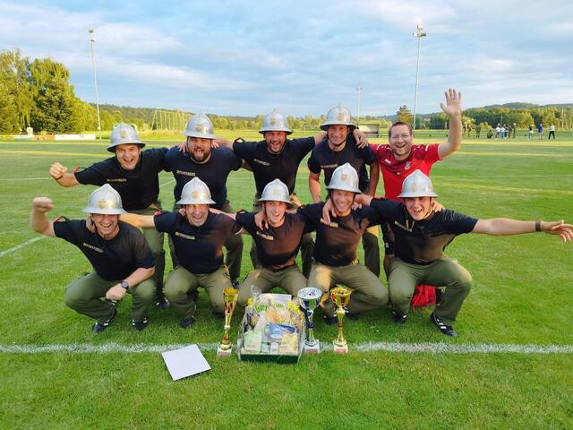 Die Wettkampfgruppe der Feuerwehr Gaas gewann bei den Leistungswettkämpfen des Bezirks Güssing sowohl den Bronze- als auch den Silber-Bewerb. | Foto: Feuerwehr Gaas