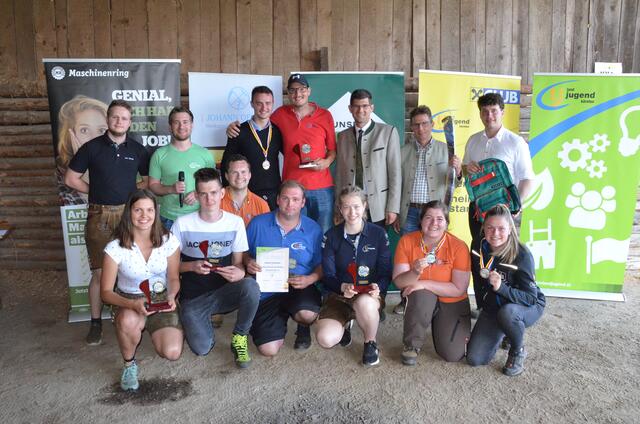 Die stolzen Bundesentscheid Teilnehmer.
| Foto: Landjugend Kärnten, Thaller Hansjörg