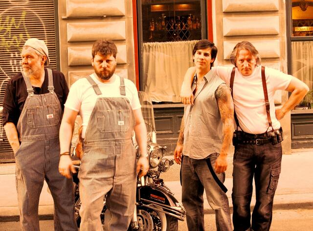 Die Bottles sind eine von fünf Bands, die beim Pinka-Bluesfestival am 1. Juli im Eberauer Schlosshof spielen werden. | Foto: Siegfried Flamisch