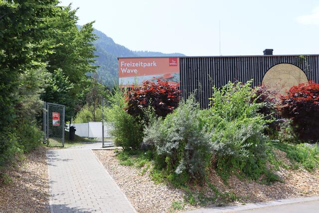Derzeit dient das ehemalige Schwimmbad als Freizeitpark für die Bevölkerung. | Foto: Nimpf