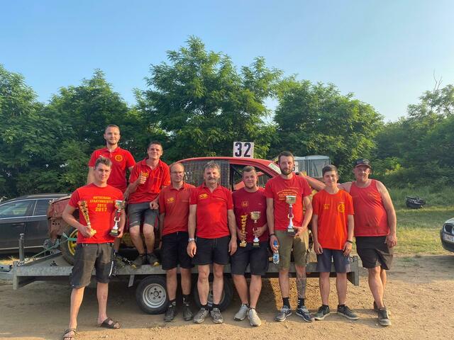 Christoph Amon, Stefan Schager, Florian Korner, Michael Leutgeb, Leopold Böck, Alexander Prinz, Patrick Leutgeb, Fabian Meneder und Daniel Meneder (v.l.) | Foto: MSC NÖ Nord