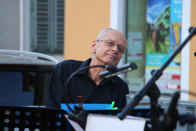 Auch der ehemalige Zahnarzt aus Anger spielt in der Formation "Ready to Jazz" mit. | Foto: RegionalMedien Steiermark/Hofmüller