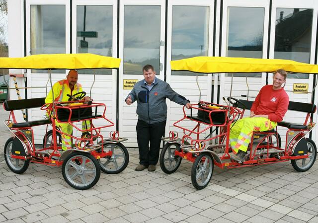 Bgm. Arthur Rasch mit den beiden Bauhofmitarbeitern Markus Hammerschmid und Stephan Heigel.
 | Foto: GM Hofstetten-Grünau