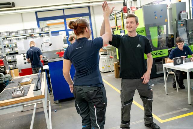 Freude an der Arbeit bei den Auszubildenen | Foto: Pollmann