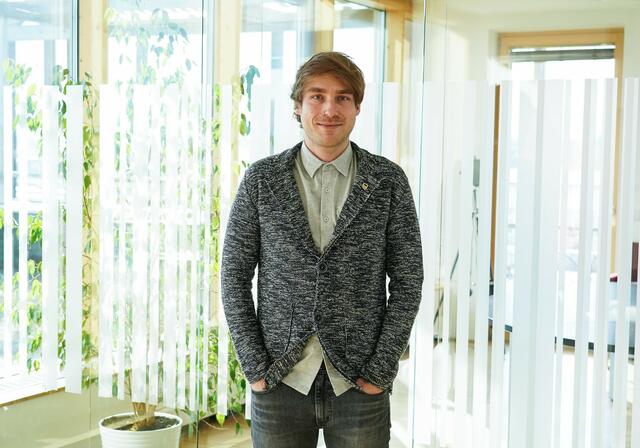 Michael Hollaus forscht am Campus Wieselburg zum Thema Kryptowährungen. | Foto: Fachhochschule Wiener Neustadt