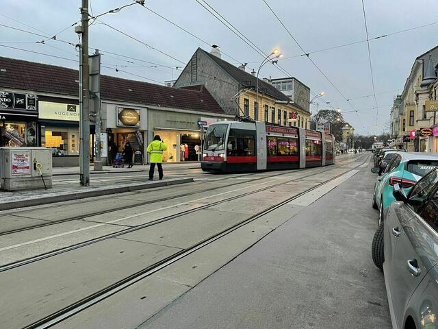 Die Gleisanlagen und Weichen im Bereich der Hietzinger Hauptstraße und Lainzer Straße auf Höhe der Station Dommayergasse der Straßenbahnlinien 10 und 60 werden grundlegend saniert  | Foto: Kautzky
