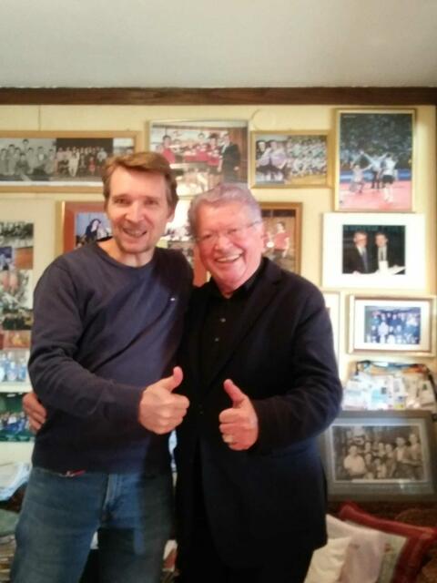 Hans Friedinger mit Weltmeister Werner Schlager im März 2023. | Foto: Friedinger