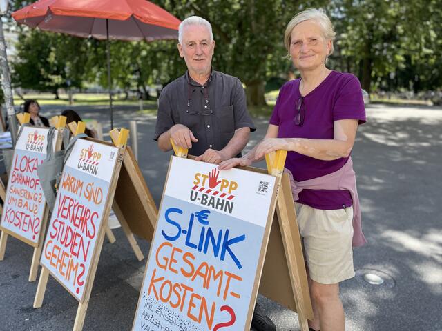 Wilfried Rogler und Hadwig Soyoye-Rothschädl von der Initiative "Stopp U-Bahn". | Foto: sm