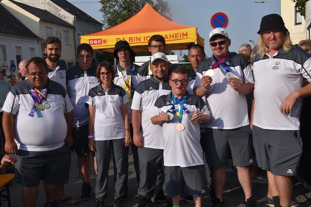 Die erfolgreichen Sportler der Special Olympics aus dem Burgenland waren ebenfalls zu Gast. | Foto: Michael Strini