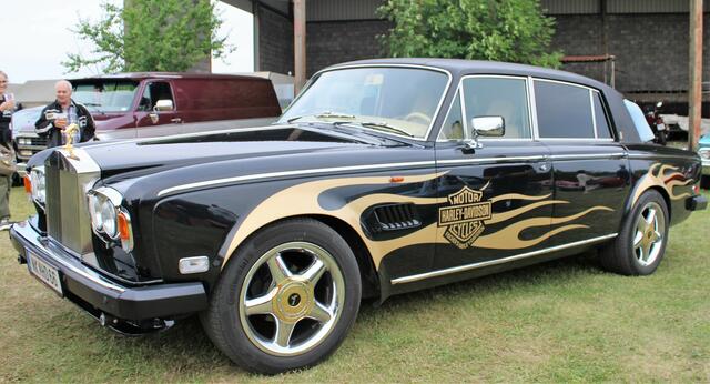Fischer's Harley-Davidson Store stellte diesen wunderschönen Rolls Royce zur Schau | Foto: Claudia Seidl