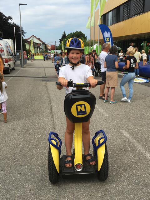 Luise machte das Segway-Fahren sichtlich Spaß. | Foto: Sandra Würfl