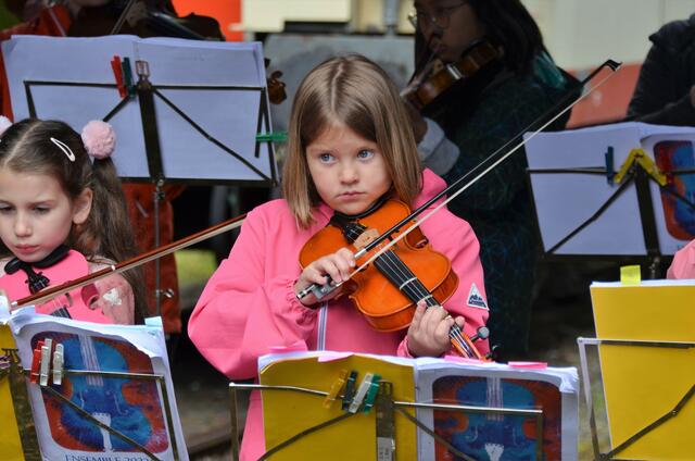Themenfahrt "Sommerkonzert" der Erzbergbahn mit der Musikschule Leoben. | Foto: WAFO